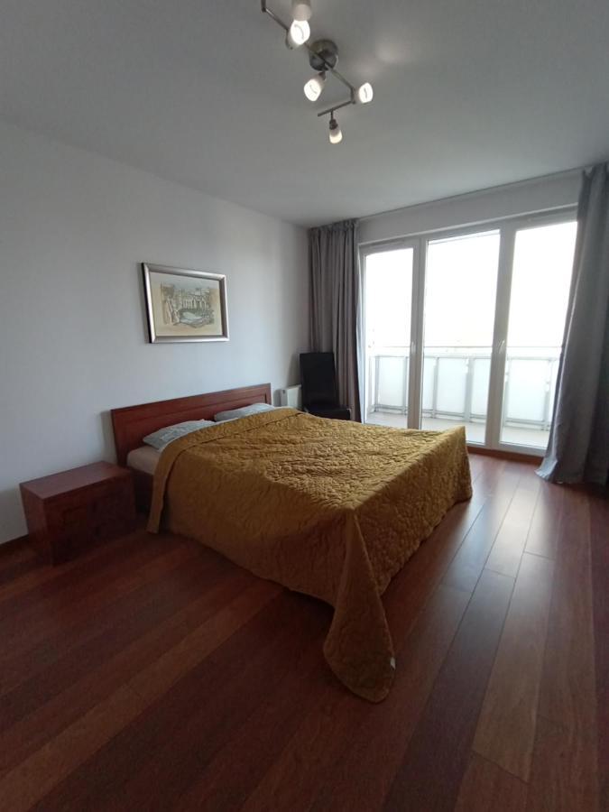Private Apartment City Of Poznan - Free Parking Luaran gambar